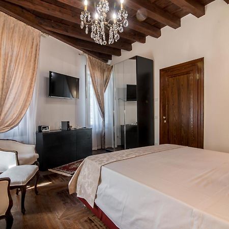 Casa Locatelli Apartment ปาโดวา ภายนอก รูปภาพ
