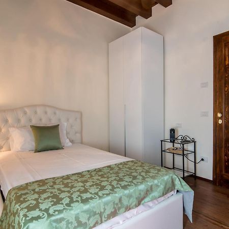 Casa Locatelli Apartment ปาโดวา ภายนอก รูปภาพ