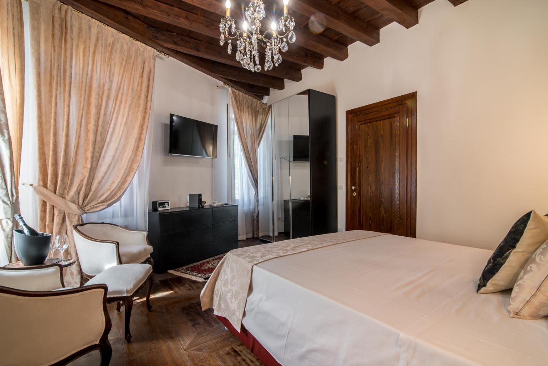 Casa Locatelli Apartment ปาโดวา ภายนอก รูปภาพ